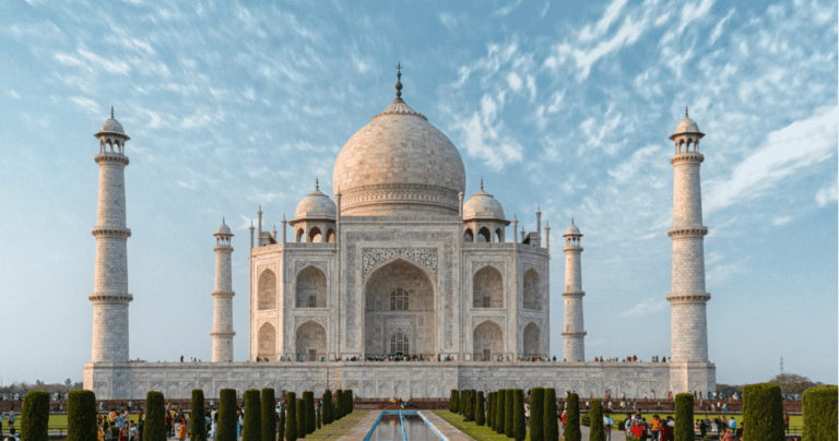 Planning Your Agra Tour: Itineraries, Budget Tips, and Must-Knows
